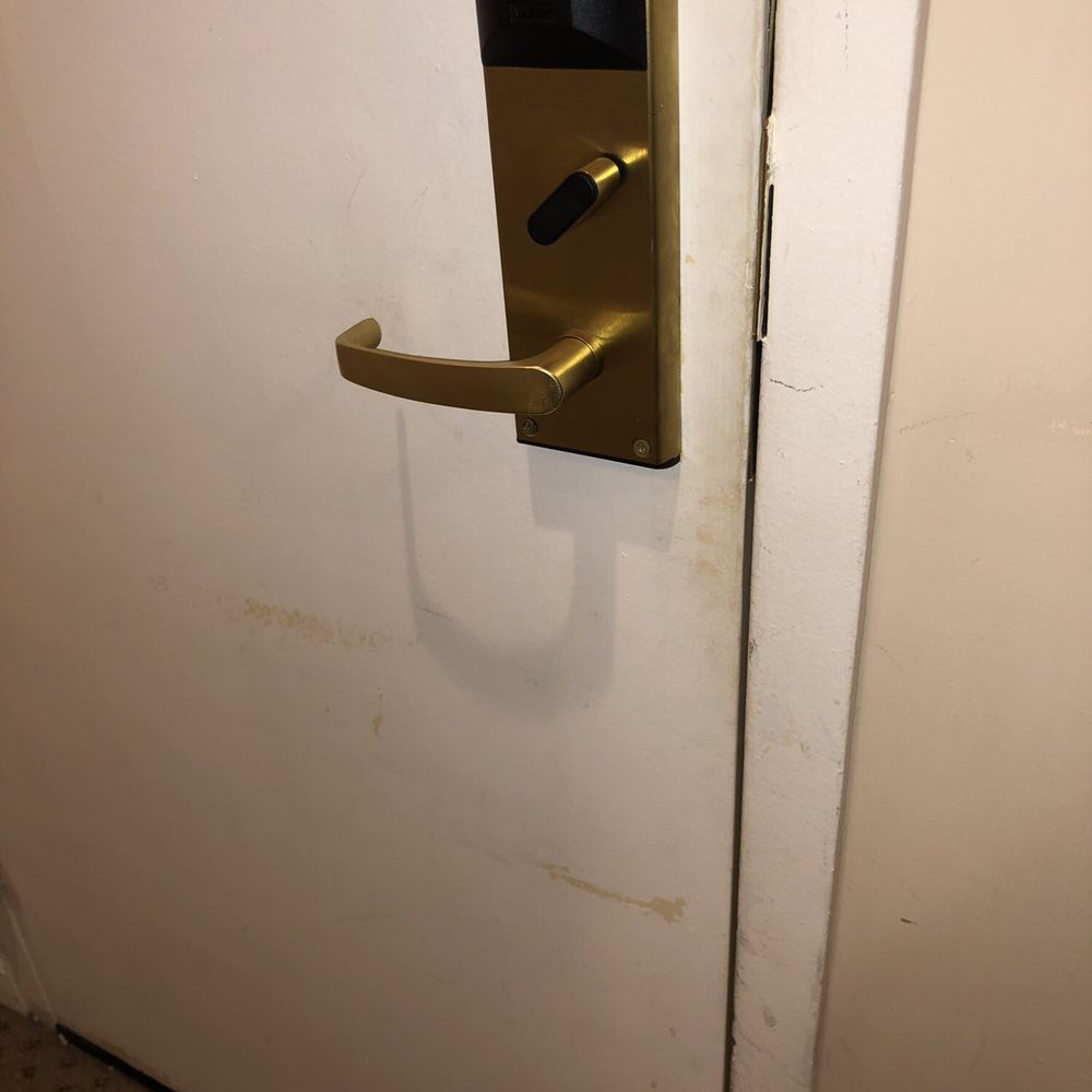 Hotel St James - Filthy door. - Hotels Near Me - New York, New York Hotel St James - Filthy door. - Hotels Near Me - New York, New York