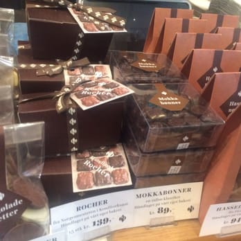 Kaffebrenneriet Grønlandsleiret - Small treats - Cafes Near Me - Oslo, 03