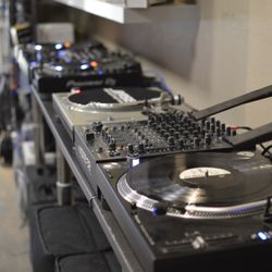 Quartz Audio - Quartz Audio - Lille - Location , vente , Installation & Prestation