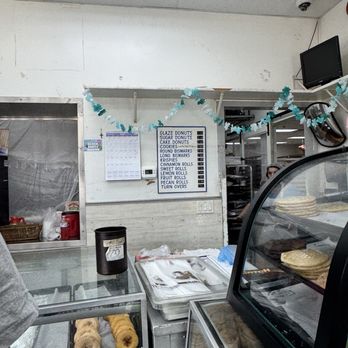 Pettit's Pastry - Prices - Bakeries Near Me - Omaha, Nebraska Pettit's Pastry - Prices - Bakeries Near Me - Omaha, Nebraska