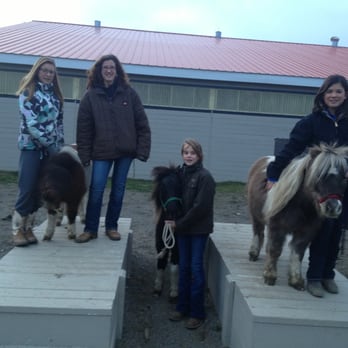 Erin Valley Riding Stable - Tuesday night lesson crew :) - Horseback Riding Near Me - Kamloops, British Columbia Erin Valley Riding Stable - Tuesday night lesson crew :) - Horseback Riding Near Me - Kamloops, British Columbia