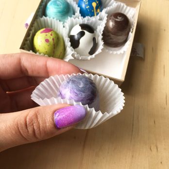 Snake & Butterfly - Assorted truffles $2.50 each - Gelato Near Me - Campbell, California Snake & Butterfly - Assorted truffles $2.50 each - Gelato Near Me - Campbell, California
