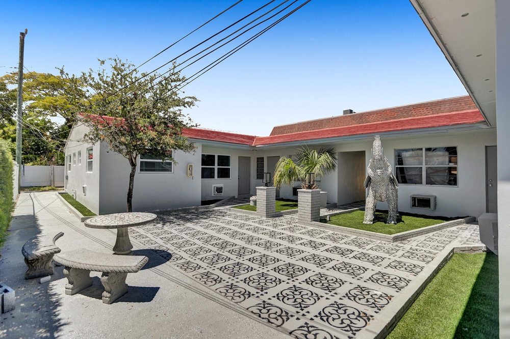 Slide of Construction 95