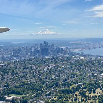 Kenmore Air - Flight Instruction Near Me - Kenmore, Washington