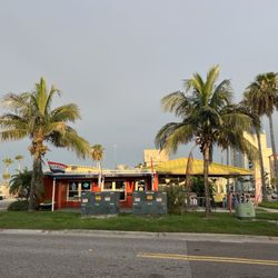 Suncoast Sailing - Entrance