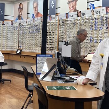 Walmart Supercenter - Fabulous staff in the Optical. These 3 are skilled AND friendly employees (Laura, Steven and Dr Bolos!!!! - Department Stores Near Me - Cocoa, Florida