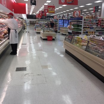 Winn Dixie - Lots of meat - Grocery Near Me - Jacksonville, Florida Winn Dixie - Lots of meat - Grocery Near Me - Jacksonville, Florida