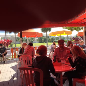 Frenchys Outpost Bar & Grill - Bars Near Me - Dunedin, Florida