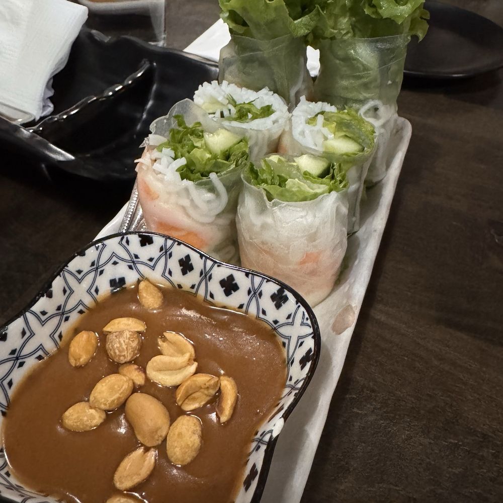 Papaya - Shrimp spring roll - Vietnamese Near Me - Renton, Washington
