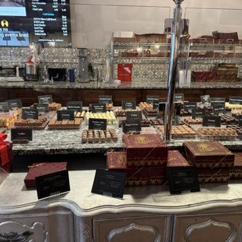 Chocolaterie Stam - Lafayette - Chocolate case - Chocolatiers & Shops Near Me - Lafayette, Colorado