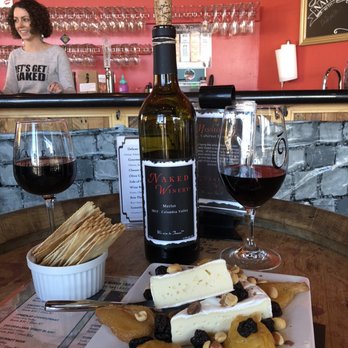 Evoke Winery - Wine Tasting Room Near Me - Bend, Oregon
