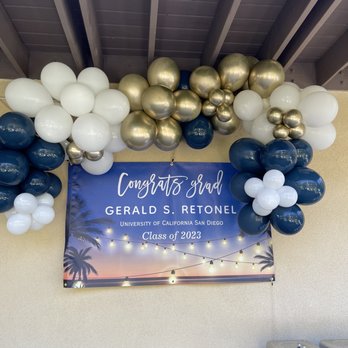 Balloon Bus - Balloon Services Near Me