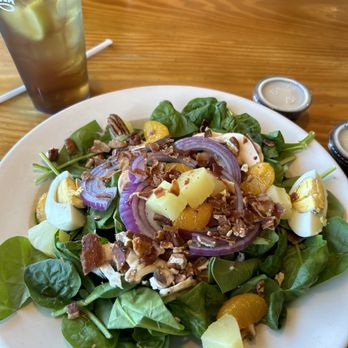 Marina Variety Store Restaurant - Spinach salad - Seafood Near Me - Charleston, South Carolina
