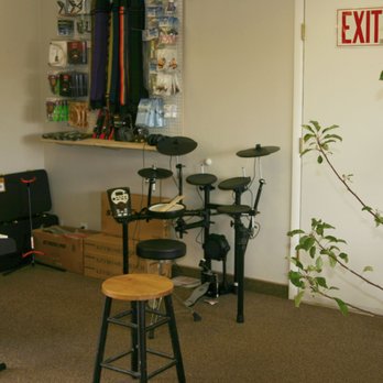 Dixie Guitar King - We are a Roland Dealer!  Roland electronic drum kit - Guitar Stores Near Me - St. George, Utah