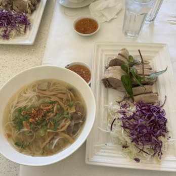 Vit Dong Que - bún măng vịt (vermicelli noodle soup with giblets, duck meat, and bamboo shoots) - Vietnamese Near Me - San Jose, California Vit Dong Que - bún măng vịt (vermicelli noodle soup with giblets, duck meat, and bamboo shoots) - Vietnamese Near Me - San Jose, California