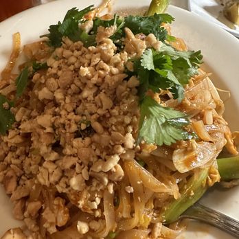 Swaddee - Pad Thai add chicken. - Thai Near Me - Coronado, California
