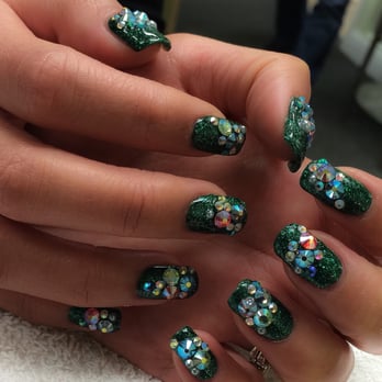 Gelicious Nails - perfect for Xmas and New Year. - Nail Salons Near Me - Folsom, California