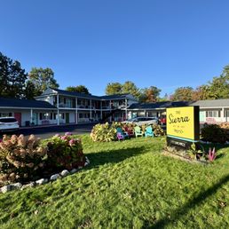 Exterior photo of The Sierra Motel - Traverse City, Michigan Exterior photo of The Sierra Motel - Traverse City, Michigan