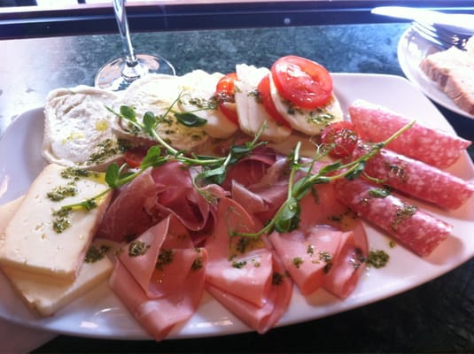 Mellqvist Cafe & Bar by null