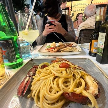 Accènto - Lobster linguine and seafood sampler - Napoletana Near Me - Sorrento, NA
