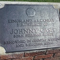 Johnny Cash Memorial - Johnny Cash monument plaque and text.