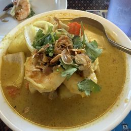 Grilled Lobster With Yellow Curry Noodles