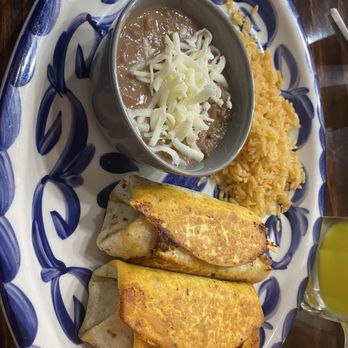 Mix Tacos - Beef Mini Burritos - Mexican Near Me - Moncks Corner, South Carolina Mix Tacos - Beef Mini Burritos - Mexican Near Me - Moncks Corner, South Carolina