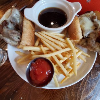 Peter Christian's Tavern - French dip - American Near Me - New London, New Hampshire Peter Christian's Tavern - French dip - American Near Me - New London, New Hampshire