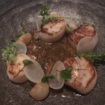 Il Bacaro-Cucina & Bar - Seared scallops with baby turnips and line mushrooms - Italian Near Me - Melbourne, VIC