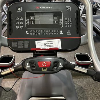 24 Hour Fitness - Broken treadmill #4 - Gyms Near Me - Indio, California 24 Hour Fitness - Broken treadmill #4 - Gyms Near Me - Indio, California