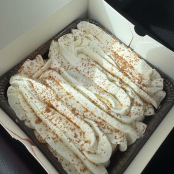 Crumbl - Lakeshore - Tres Leches (10/10 rating) - Sat 02.22.25 Menu - Bakeries Near Me - San Francisco, California