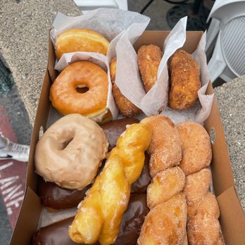 VG Donut & Bakery - Assorted Dozen Donuts - Donuts Near Me - Cardiff, California