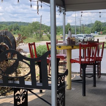 Pop's Southern Style Barbeque - Outside seating area - American Near Me - Morehead, Kentucky Pop's Southern Style Barbeque - Outside seating area - American Near Me - Morehead, Kentucky
