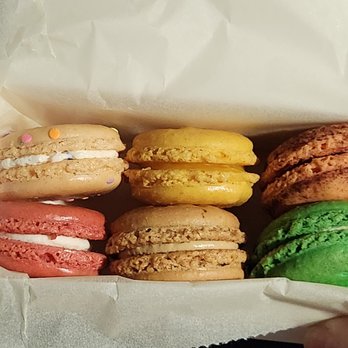 Le Macaron French Pastries - macarons! - Coffee & Tea Near Me - Sarasota, Florida Le Macaron French Pastries - macarons! - Coffee & Tea Near Me - Sarasota, Florida