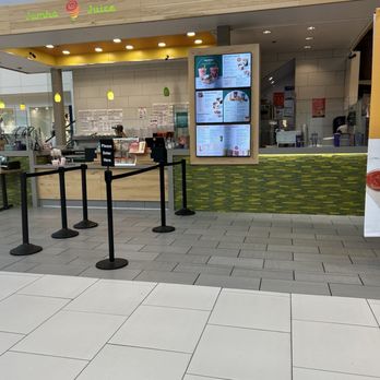 Jamba - Counter and menu - Juice Bars & Smoothies Near Me - Minnetonka, Minnesota Jamba - Counter and menu - Juice Bars & Smoothies Near Me - Minnetonka, Minnesota