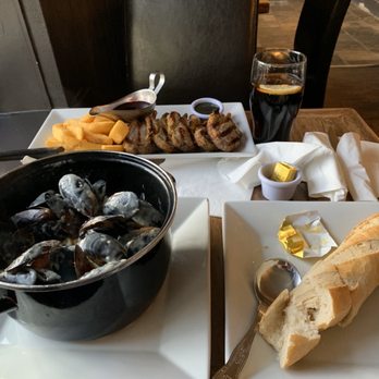 The Pheasant Restaurant - Mussels and Herb Crusted Lamb - British Near Me - Hillingdon, XGL