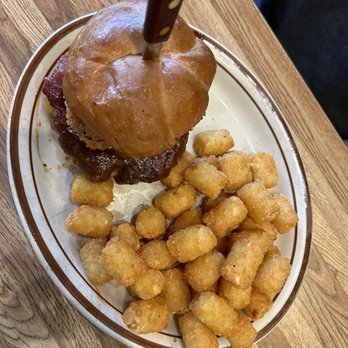 Stockton's Restaurant & Spirits - Western Burger with tots - Bars Near Me - Maple Valley, Washington