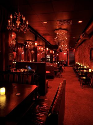 Green Lady Lounge by null
