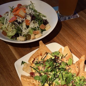 Yard House - Poke Nachos House Salad - New American Near Me - Costa Mesa, California