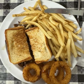 Reds Dine In - Philly cheesteak - Burgers Near Me - Seminary, Mississippi Reds Dine In - Philly cheesteak - Burgers Near Me - Seminary, Mississippi