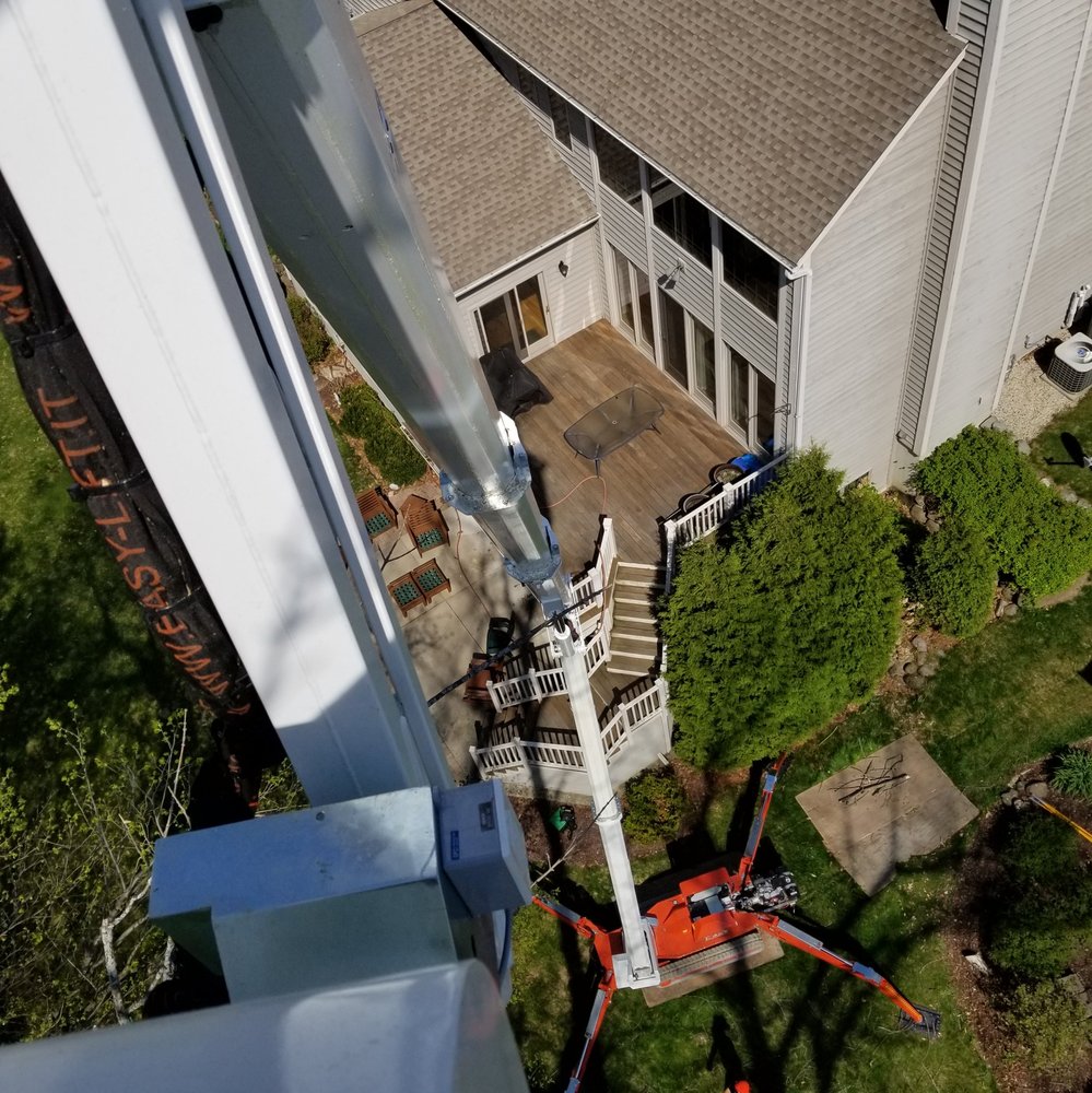 Colonial Tree Service - tree service in Menomonee Falls, WI