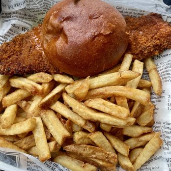 Dal’s Counter - 'Hot' fish burger - Burgers Near Me - Wilmot, Nova Scotia