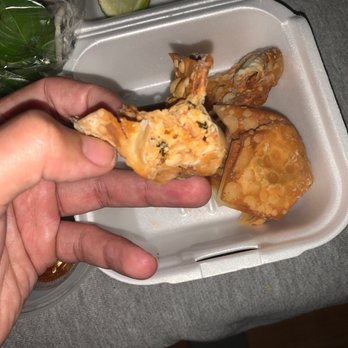 Pho Ha - Wtf? Never seen all my crab wonton be yellow inside, and it taste like spoiled food Also the rice had plastic in it! ‍! - Vietnamese Near Me - Shoreline, Washington