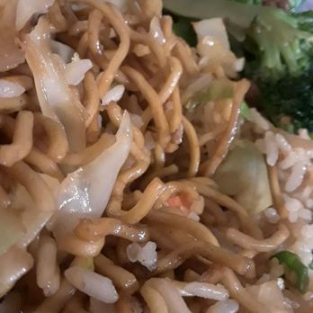 Panda Express - Chow mein! Yum. Beef & Broccoli, fried rice. - Chinese Near Me - Sacramento, California