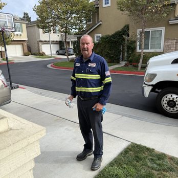 Southside Towing - Kevin was great! Helped my husband with his tire. Very helpful and professional. - Towing Near Me - Costa Mesa, California Southside Towing - Kevin was great! Helped my husband with his tire. Very helpful and professional. - Towing Near Me - Costa Mesa, California