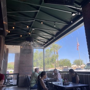 Sunshine Breakfast Bar - Patio is cool and refreshing - Breakfast & Brunch Near Me - Phoenix, Arizona