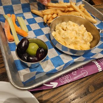 Barnwood - Manteca - Kids mac n cheese - Barbeque Near Me - Manteca, California