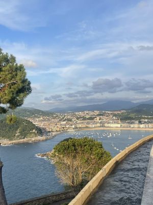 Monte Igueldo by null