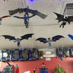QUINN COMICS - Gargoyles