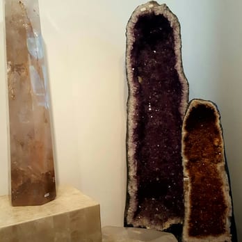 Crystals & Gems Gallery - Jewelry Near Me - Hanalei, Hawaii